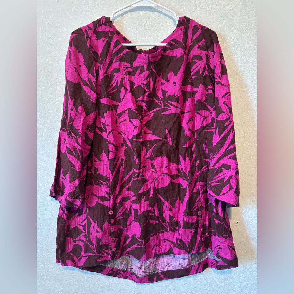 Soft Surroundings |Pink and Eggplant Floral Blouse | Size Large